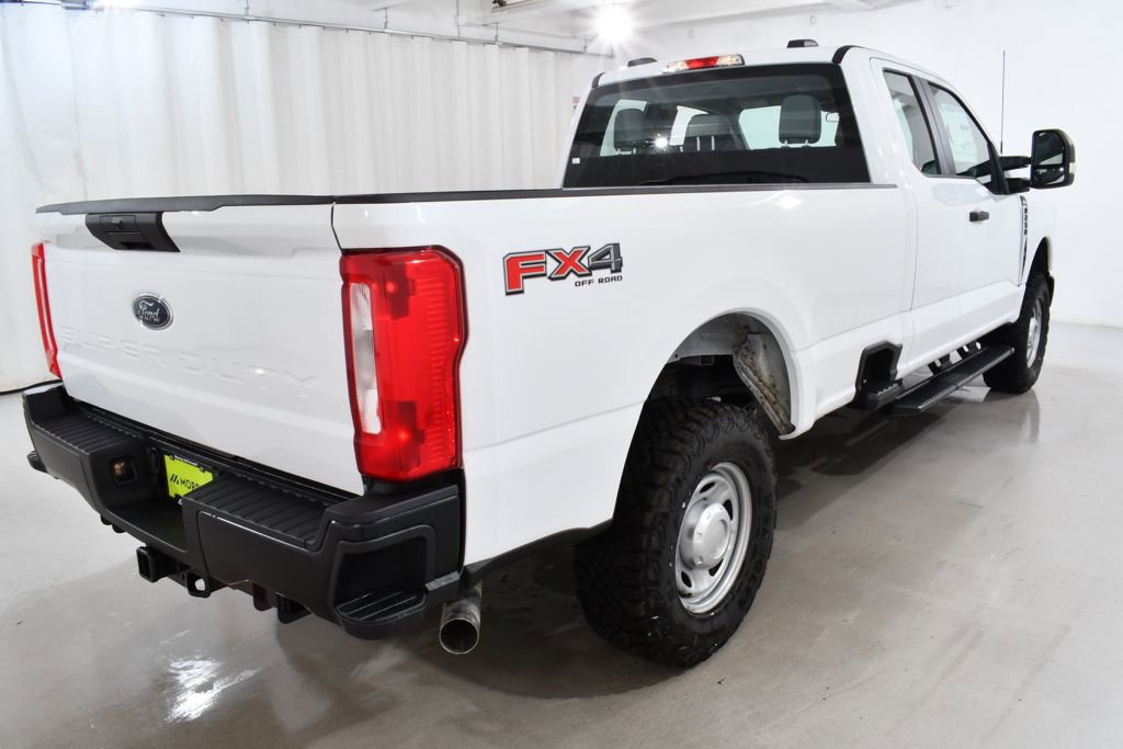 New 2026 Ford F250 XL w/ XL Off-Road Package image 11