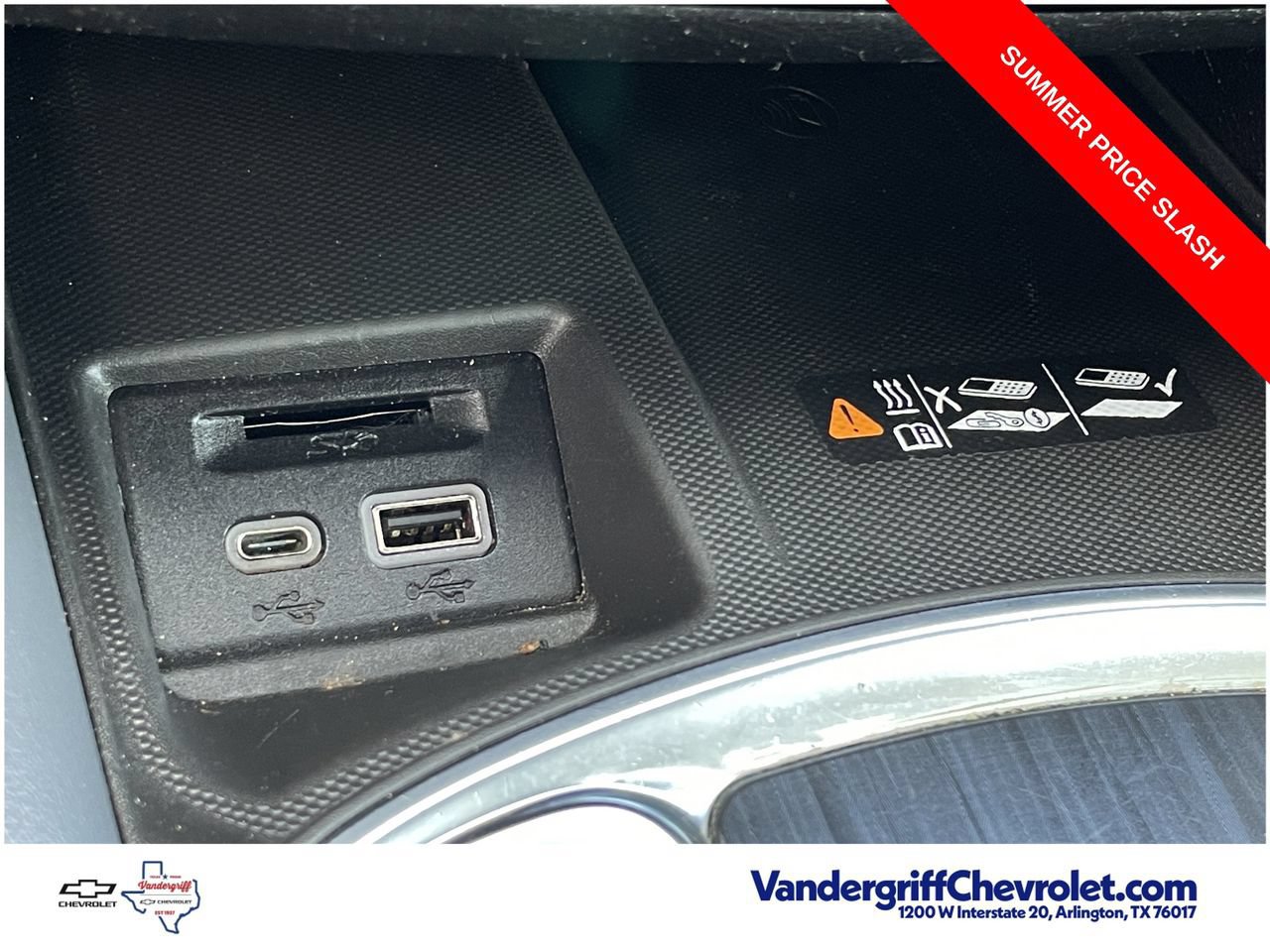 Certified 2022 Buick Enclave Essence FWD image 19