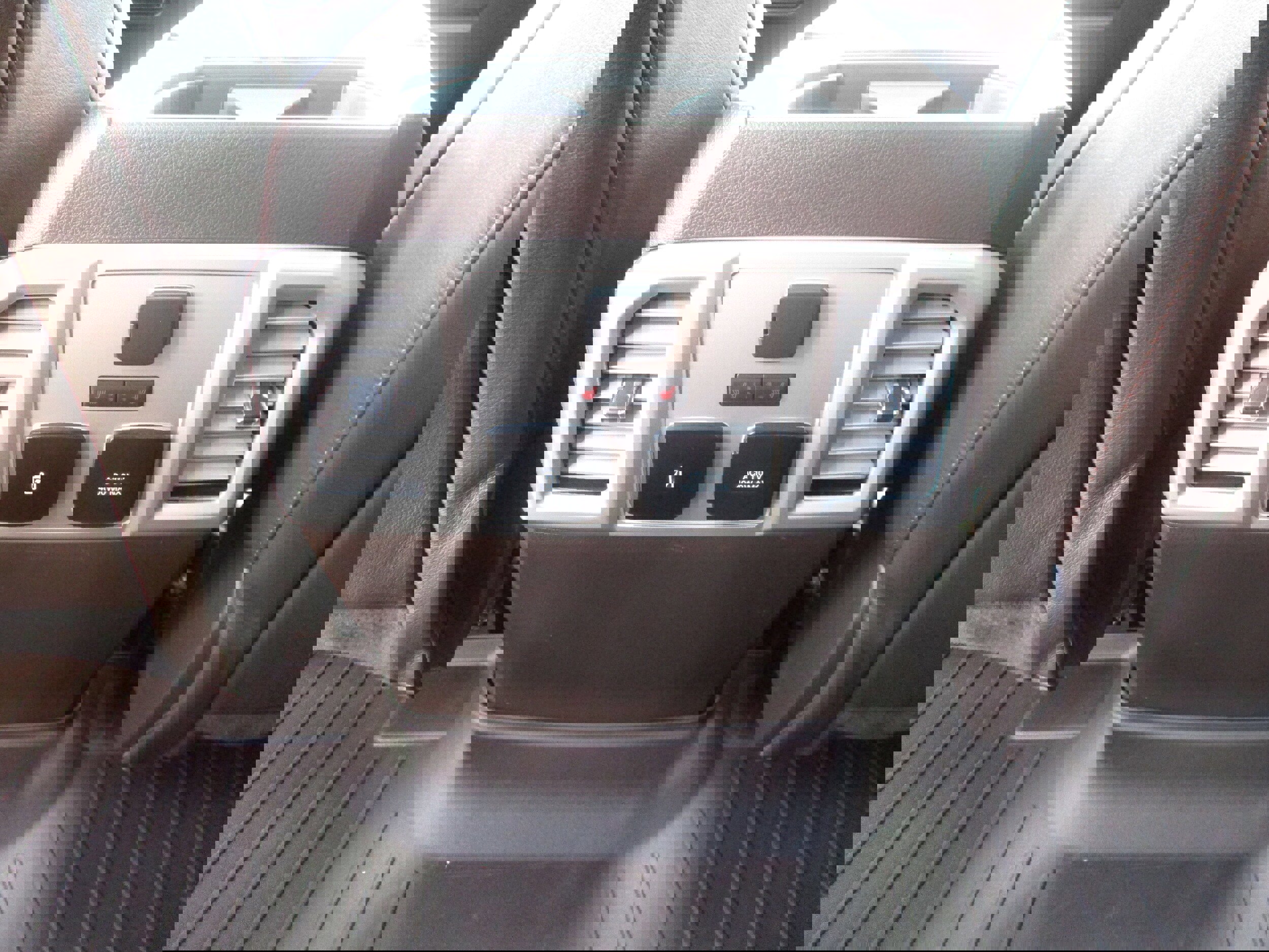 Used 2018 Ford F150 King Ranch w/ Equipment Group 601A Luxury image 47