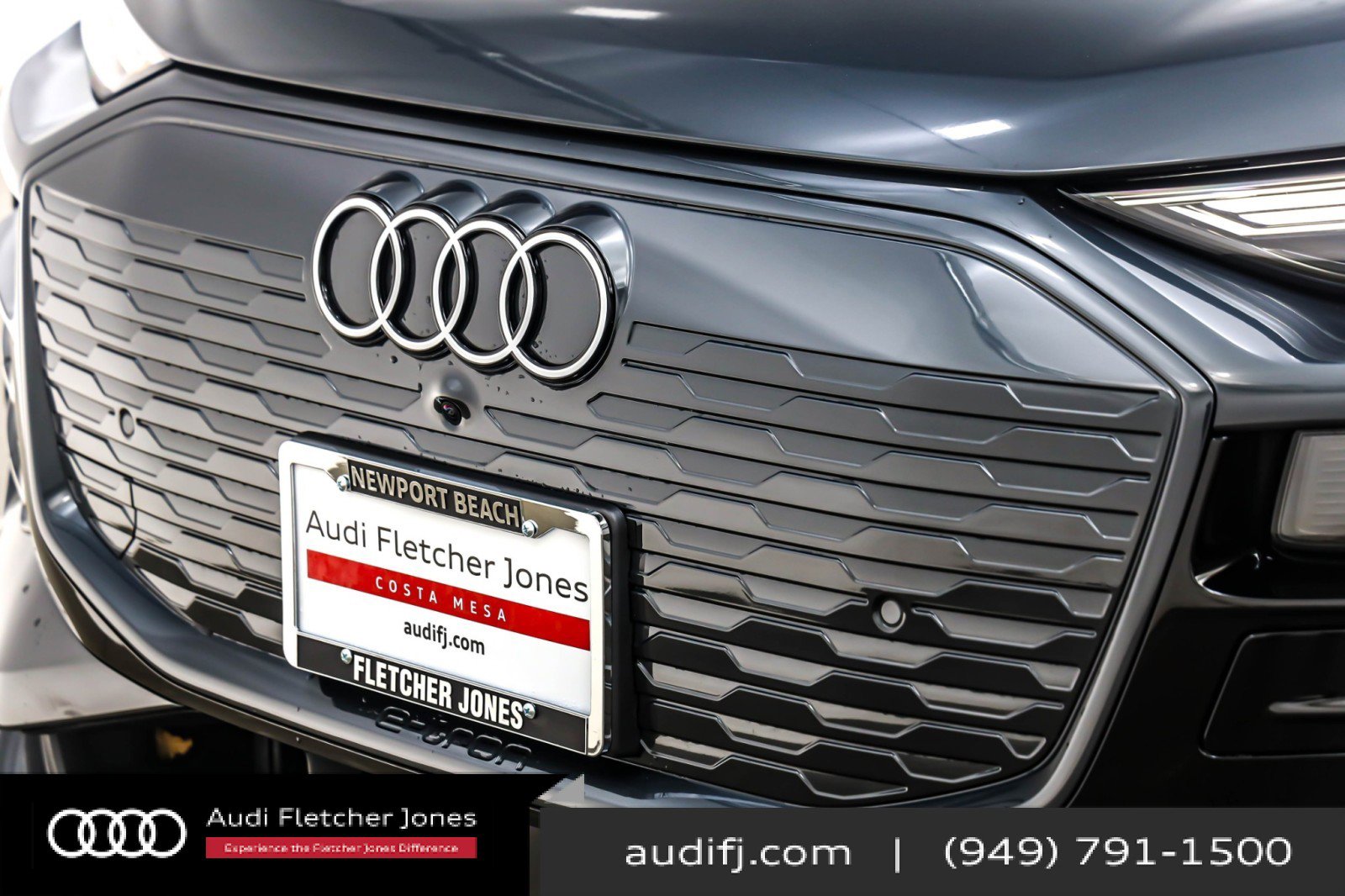 Used 2025 Audi Q6 e-tron Premium w/ Convenience Package image 13