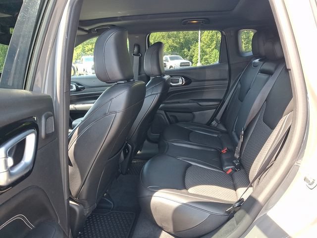 Used 2023 Jeep Compass Latitude w/ Sun and Sound Group AWD/4WD image 10