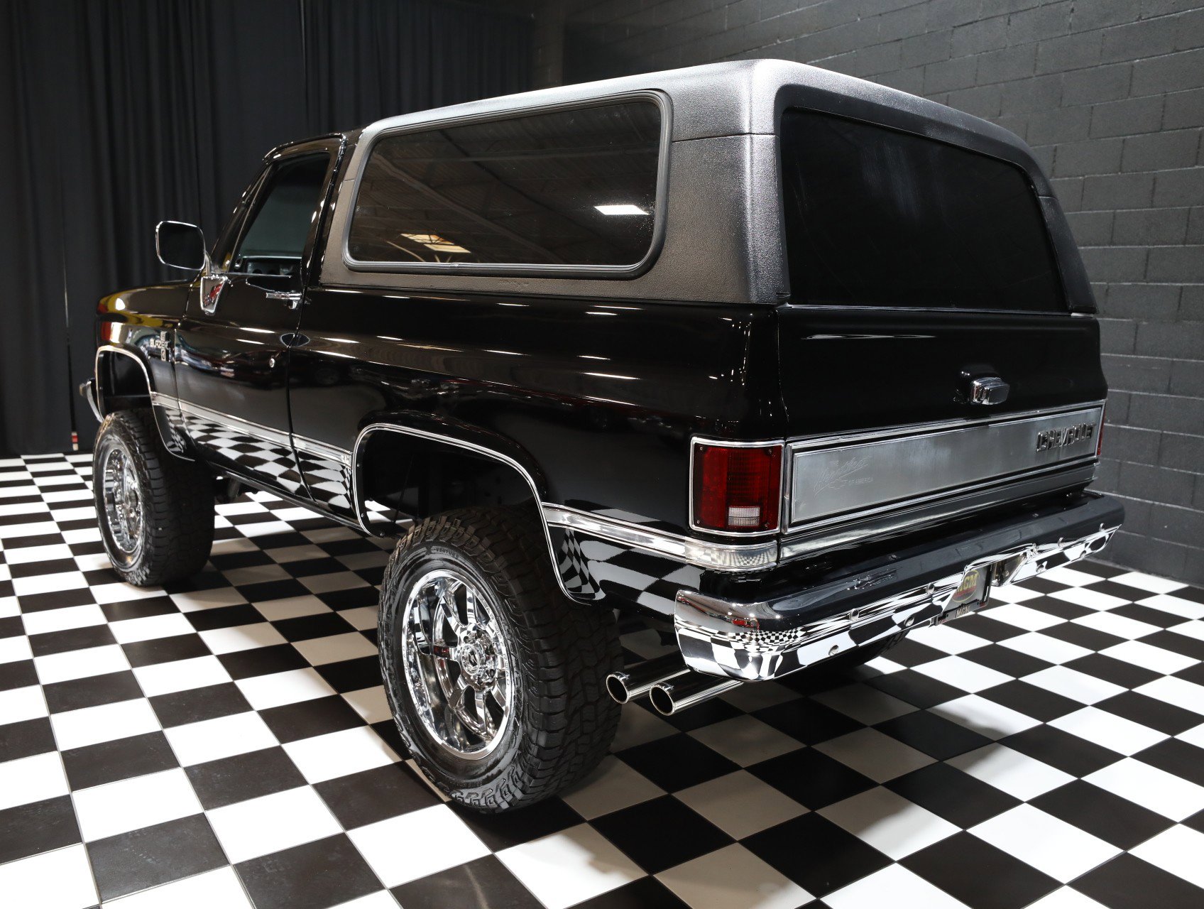 Used 1987 Chevrolet Blazer 4WD image 25