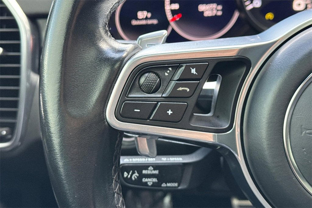 Used 2021 Porsche Cayenne GTS image 29