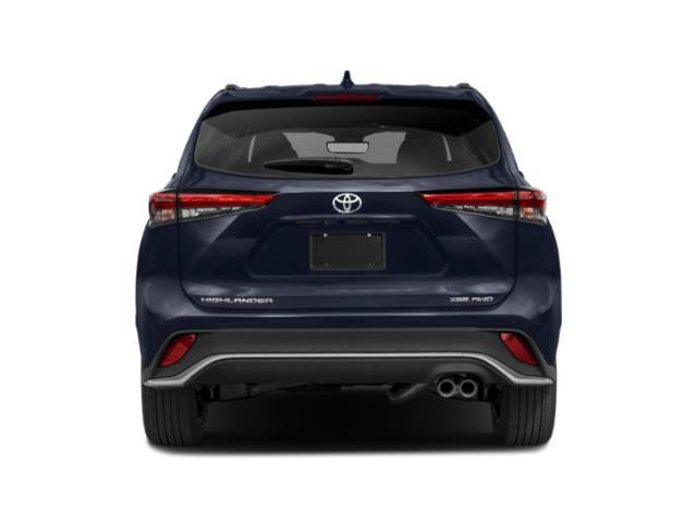 Used 2022 Toyota Highlander XLE AWD/4WD image 5