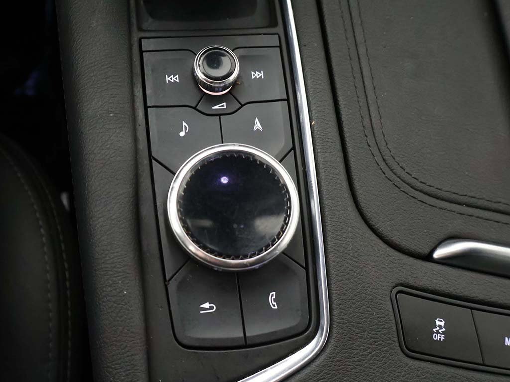 Used 2022 Cadillac XT5 Sportv w/ Technology Package image 55