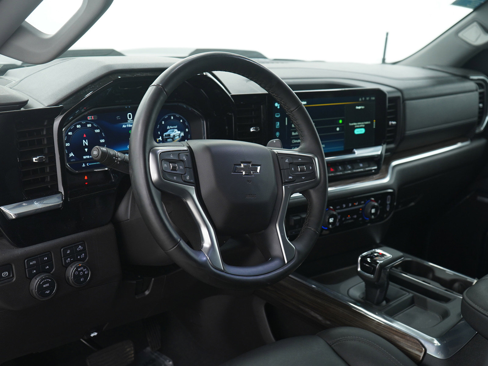 Used 2025 Chevrolet Silverado 1500 LT Trail Boss w/ LT Trail Boss Premium Package image 22