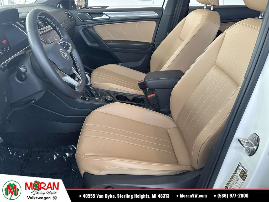 Certified 2023 Volkswagen Tiguan SE R-Line AWD/4WD image 20