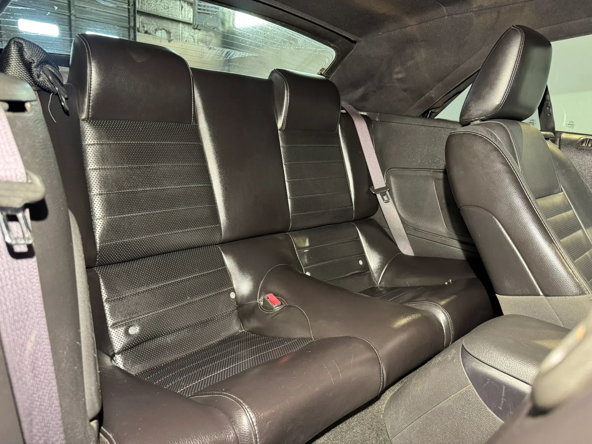 Used 2006 Ford Mustang GT Premium RWD image 30