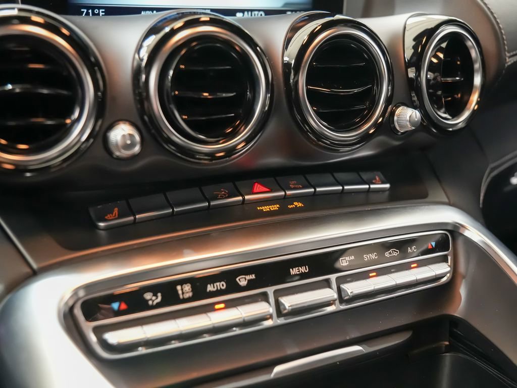 Used 2018 Mercedes-Benz AMG GT Roadster image 27