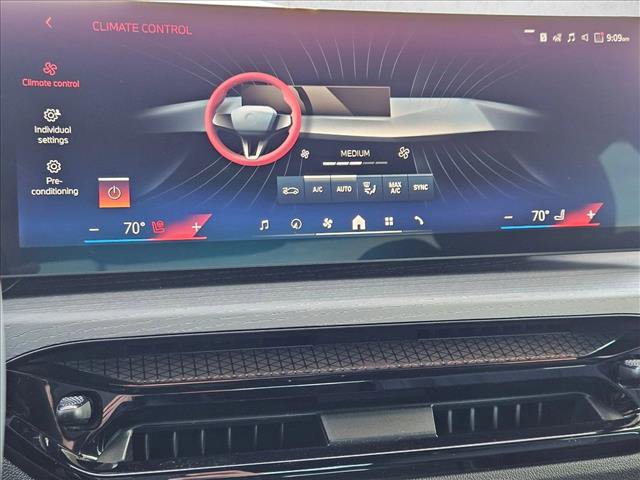 New 2026 BMW 330i Sedan w/ M Sport Package image 14