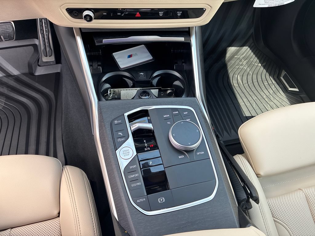 New 2026 BMW 330i xDrive Sedan w/ M Sport Package AWD/4WD image 15