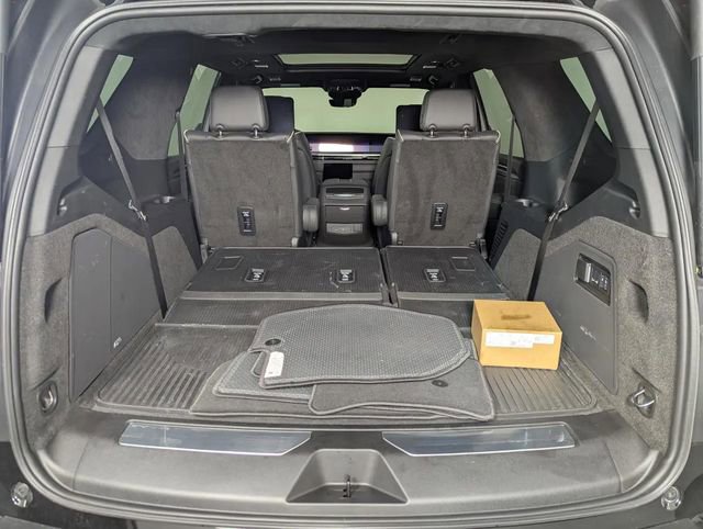 Used 2025 Cadillac Escalade V w/ LPO, Floor Liner Package image 24