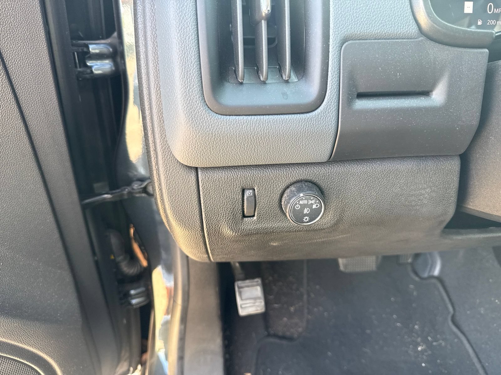 Used 2020 Chevrolet Colorado Z71 RWD image 18