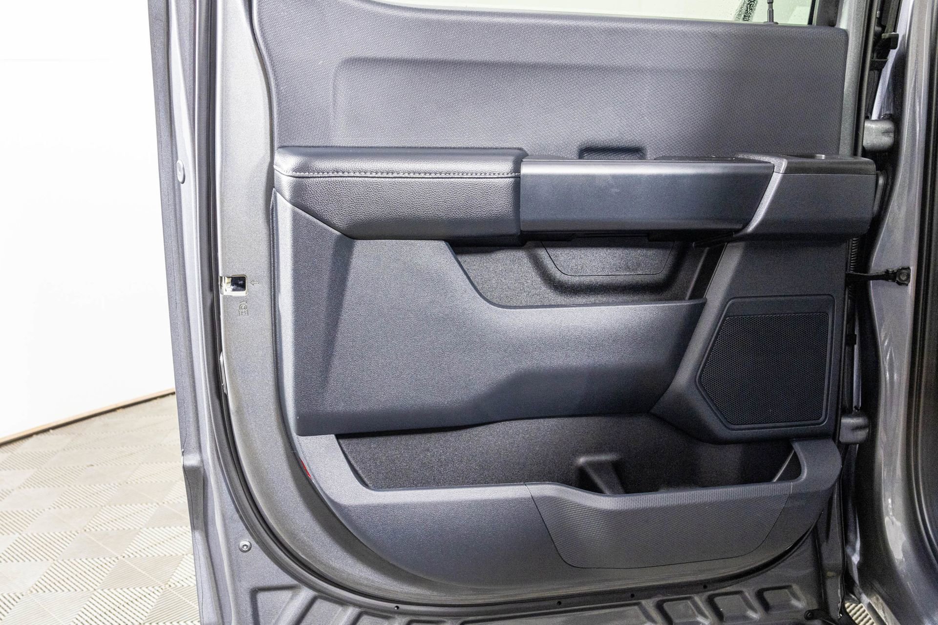 Used 2024 Ford F150 STX image 38