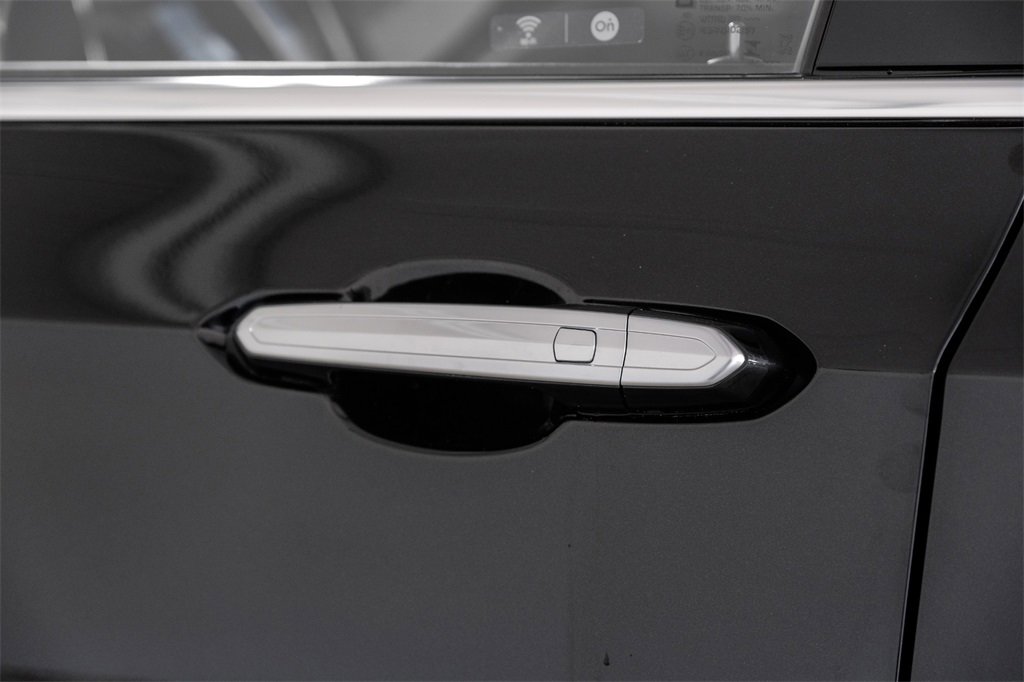 Used 2024 Cadillac XT6 Premium Luxury image 43