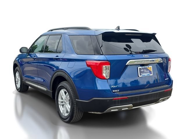 Certified 2023 Ford Explorer XLT w/ Equipment Group 202A AWD/4WD image 3