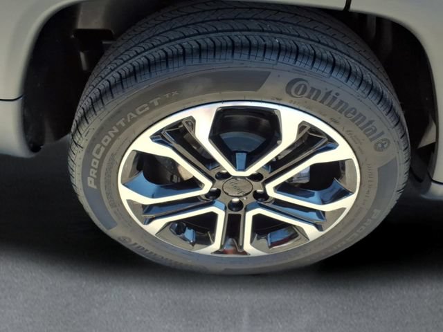 Used 2023 Jeep Compass Limited AWD/4WD image 9