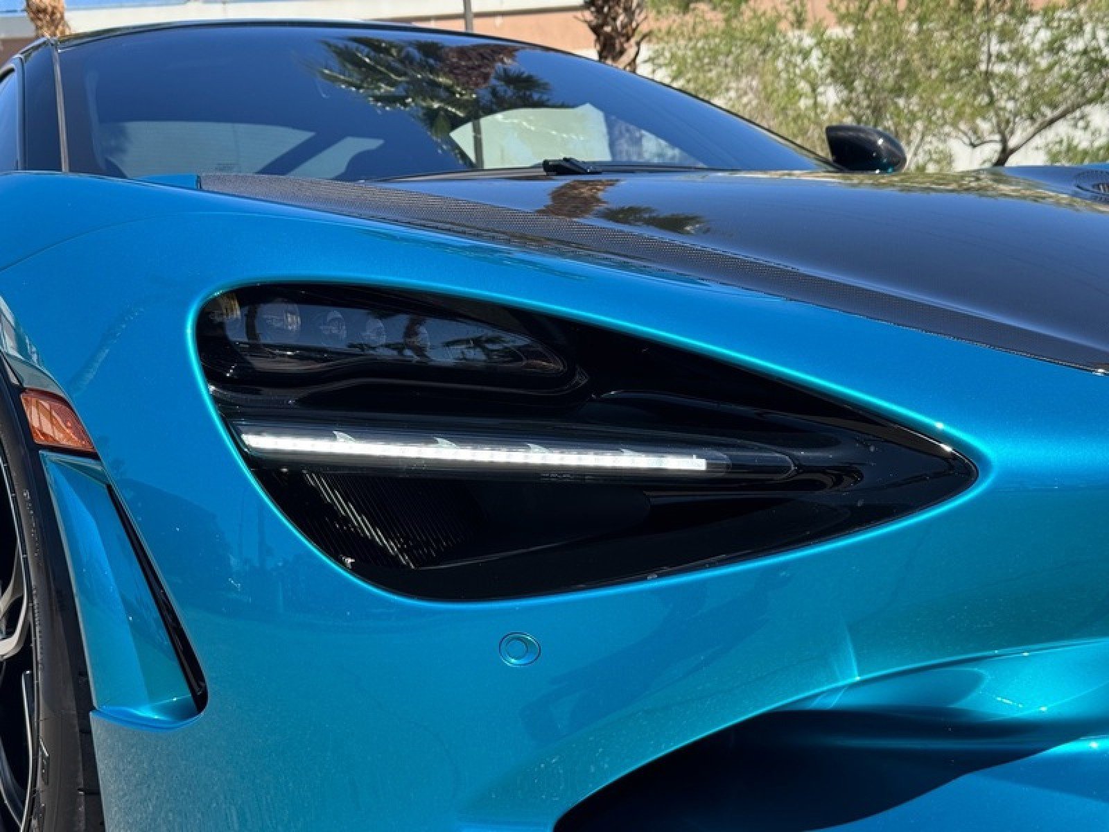 Used 2024 McLaren 750S RWD image 28