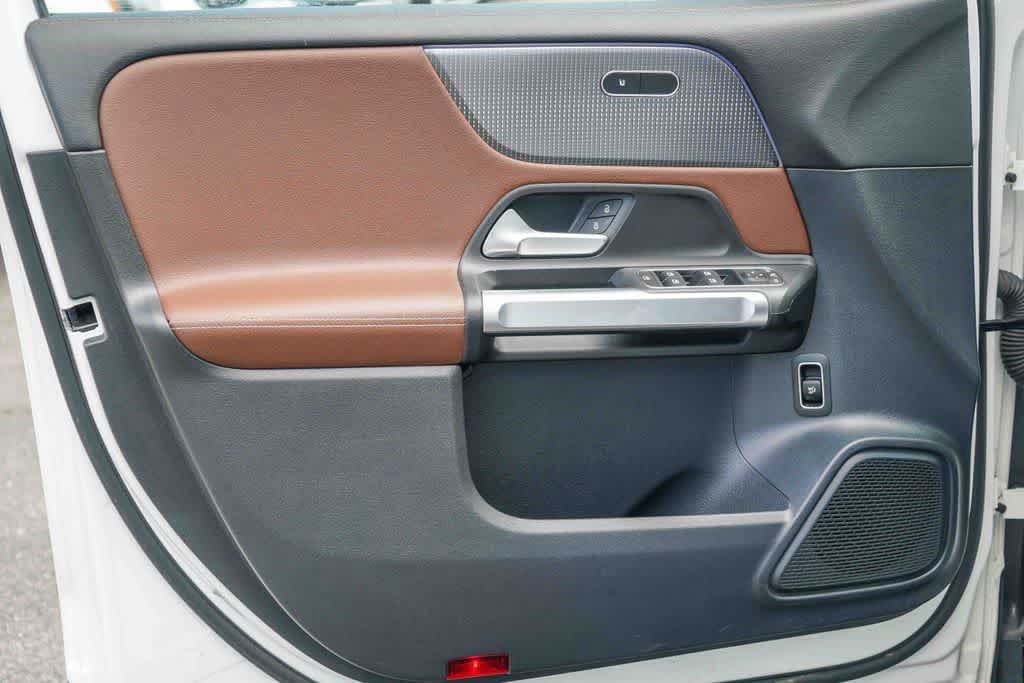 Used 2022 Mercedes-Benz GLB 250 image 19