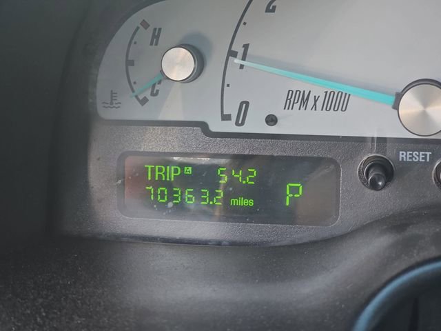 Used 2002 Ford Thunderbird image 18