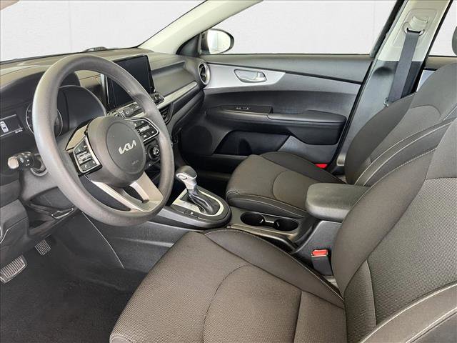 Used 2023 Kia Forte LXS image 9