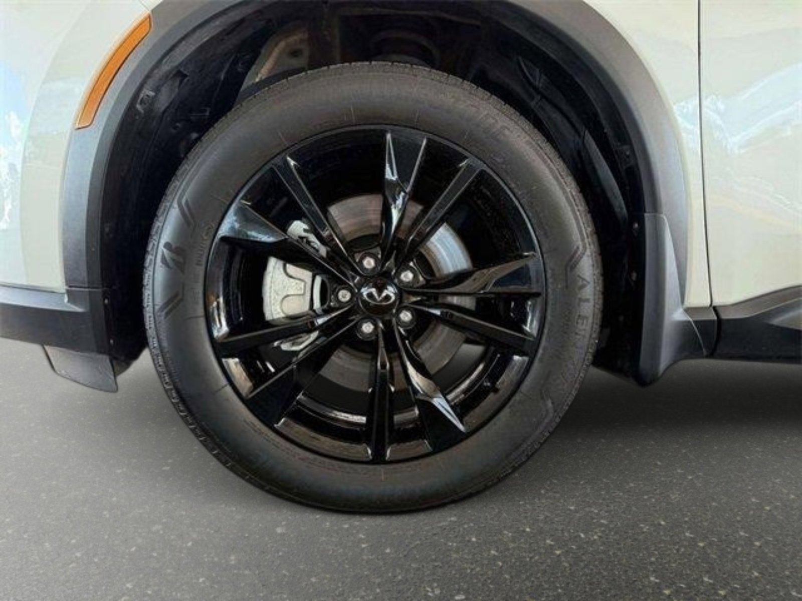 Used 2025 INFINITI QX60 Luxe image 24