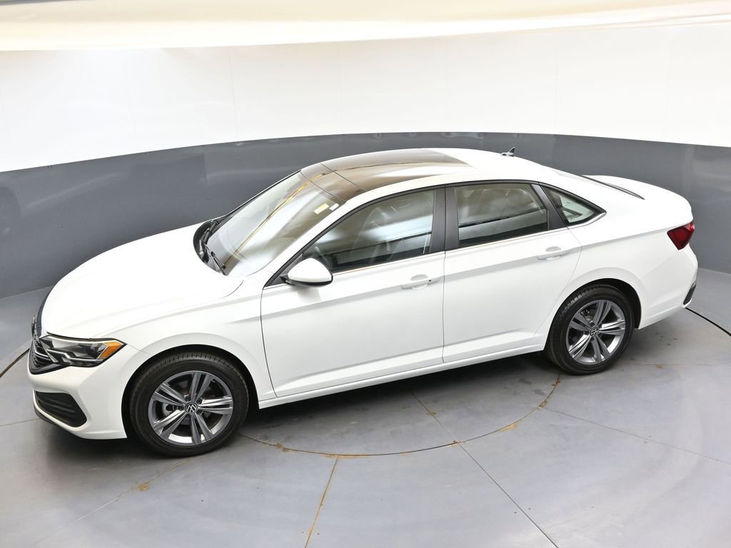 Used 2023 Volkswagen Jetta SE w/ Panoramic Sunroof Package FWD image 37