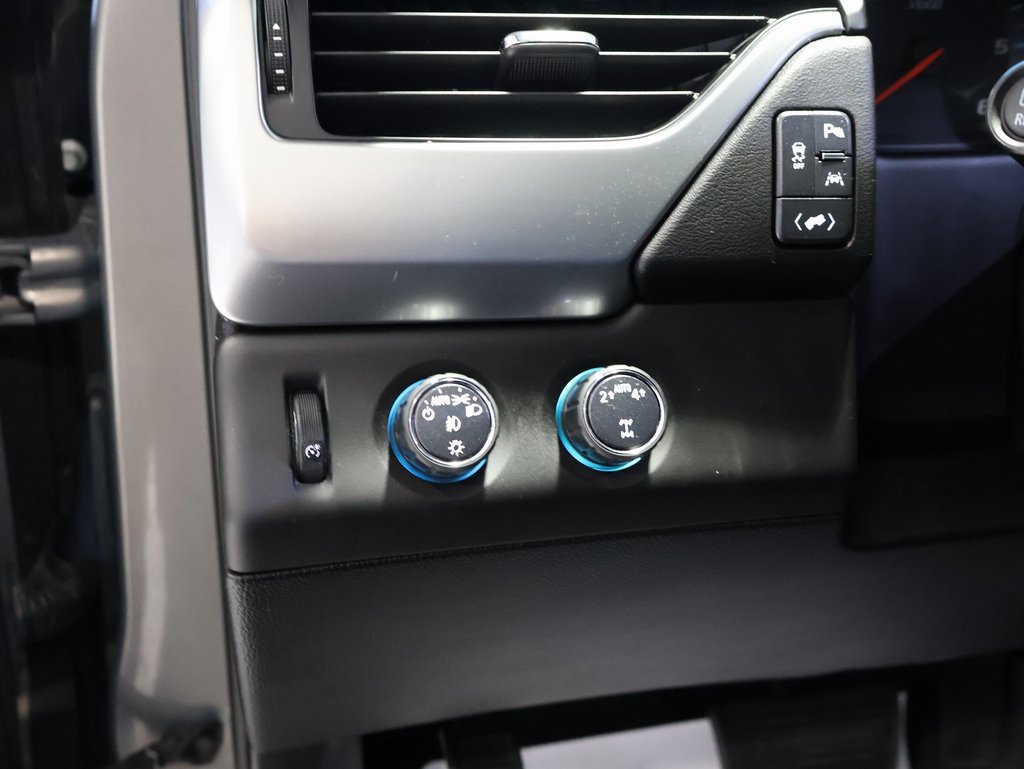 Used 2017 Chevrolet Tahoe Premier image 13