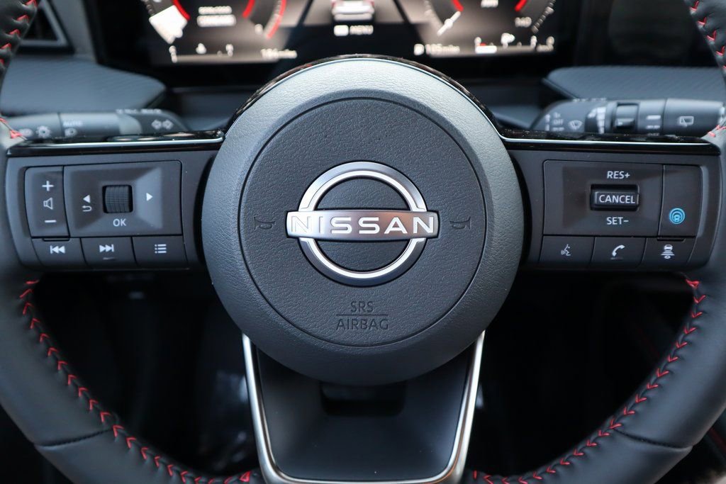 New 2025 Nissan Kicks SR image 19