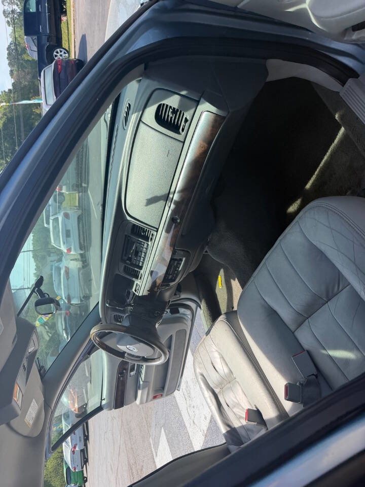 Used 2005 Mercury Grand Marquis LS image 11