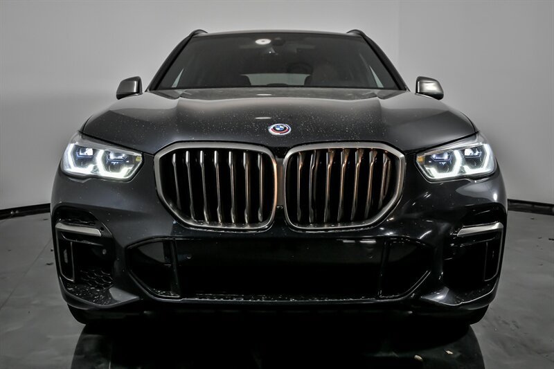 Used 2023 BMW X5 M50i w/ Executive Package AWD/4WD image 4