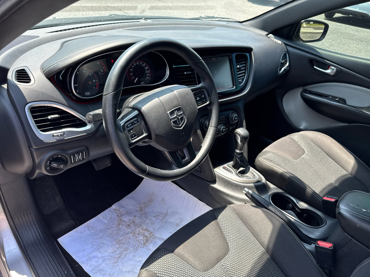 Used 2014 Dodge Dart SXT image 9