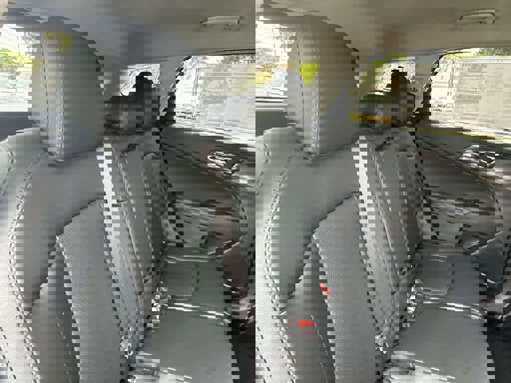 New 2026 Kia Sportage EX image 26