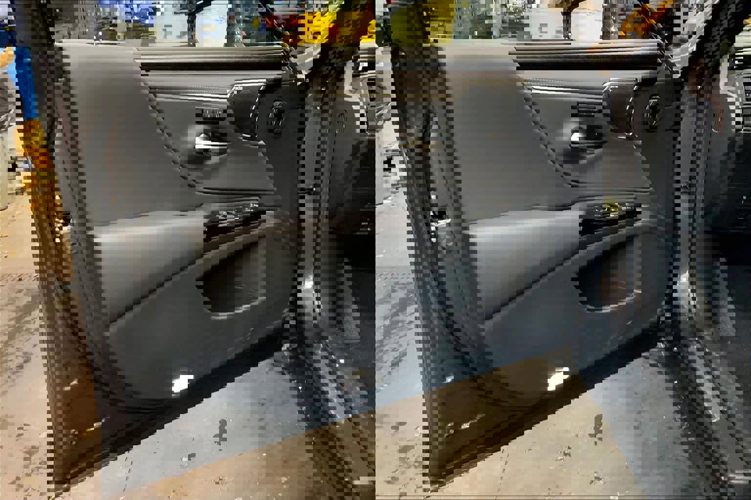 New 2025 Lexus ES 350 Ultra Luxury image 10