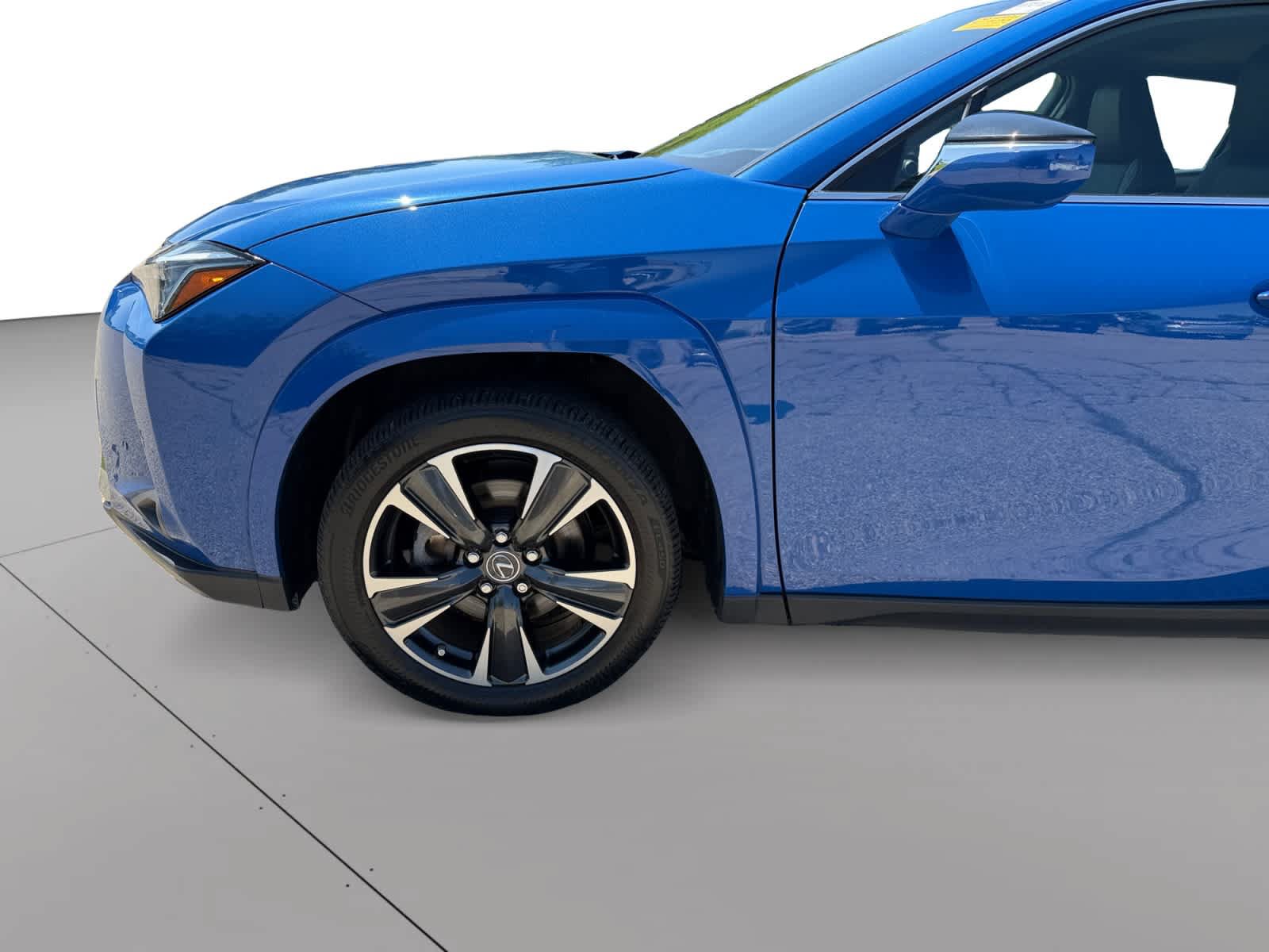 Used 2024 Lexus UX 250h AWD w/ Premium Package image 19