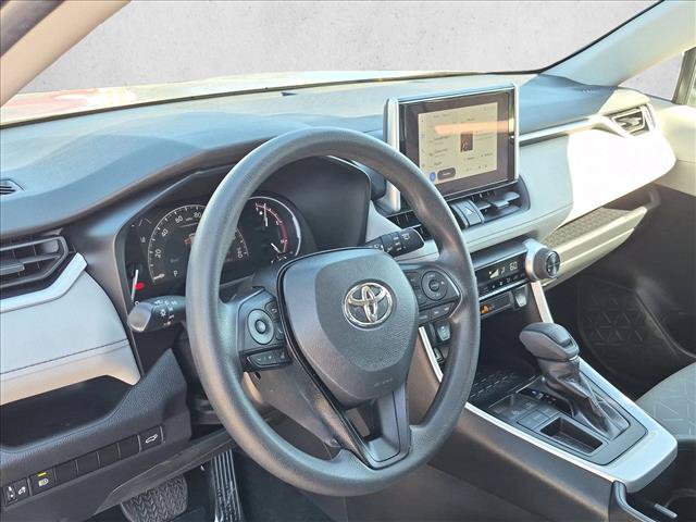 Used 2024 Toyota RAV4 XLE w/ Convenience Package FWD image 10
