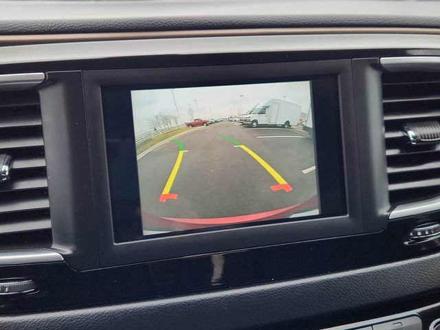 Used 2018 Chrysler Pacifica Touring Plus image 44