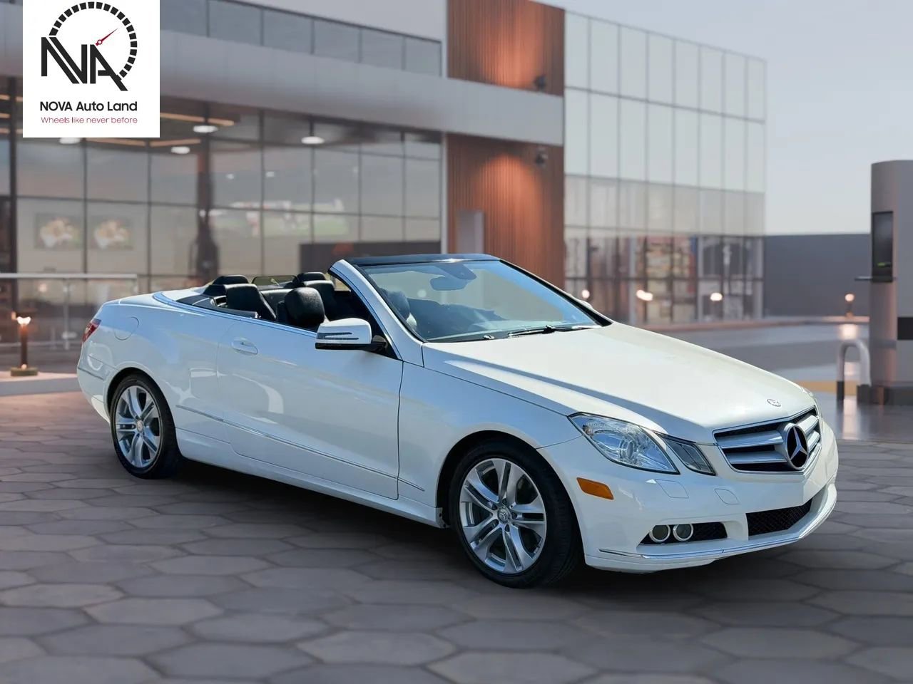 Used 2011 Mercedes-Benz E 350 E 350 Convertible 2D image 4