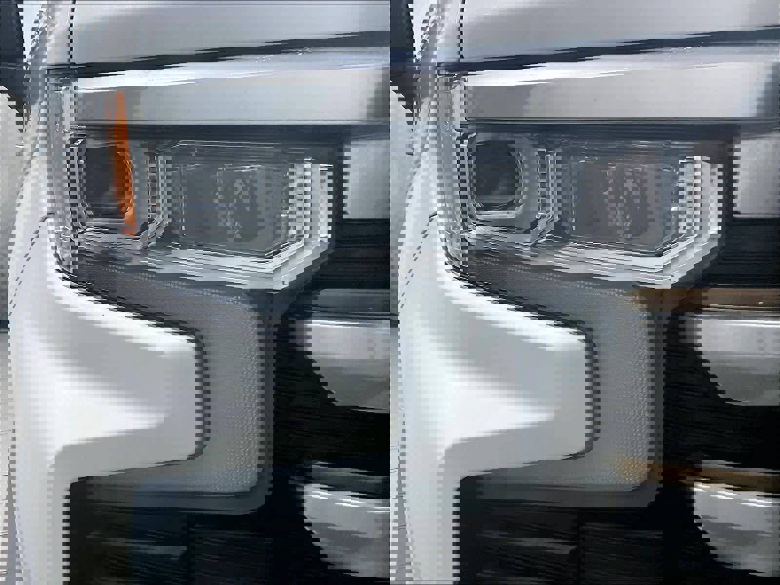 Used 2022 Chevrolet Silverado 1500 High Country w/ High Country Premium Package image 34