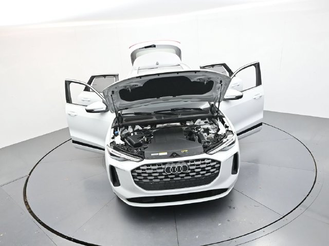 Used 2025 Audi Q5 Premium Plus AWD/4WD image 42