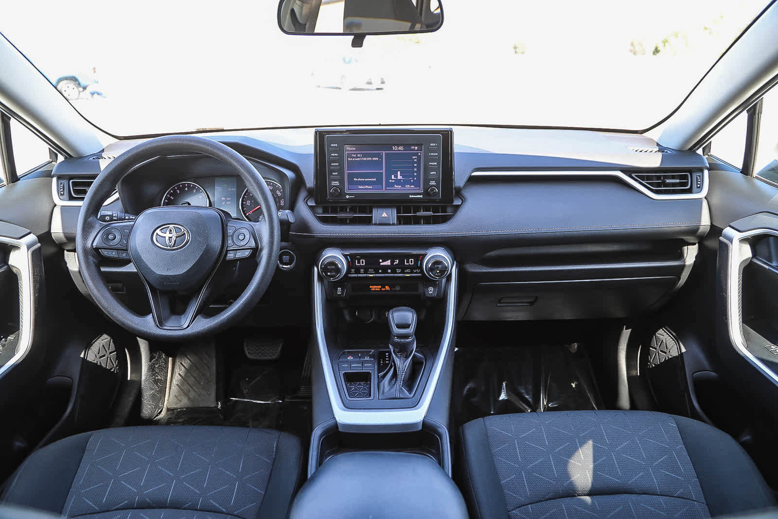 Certified 2020 Toyota RAV4 XLE w/ Carpet Mat Package image 13