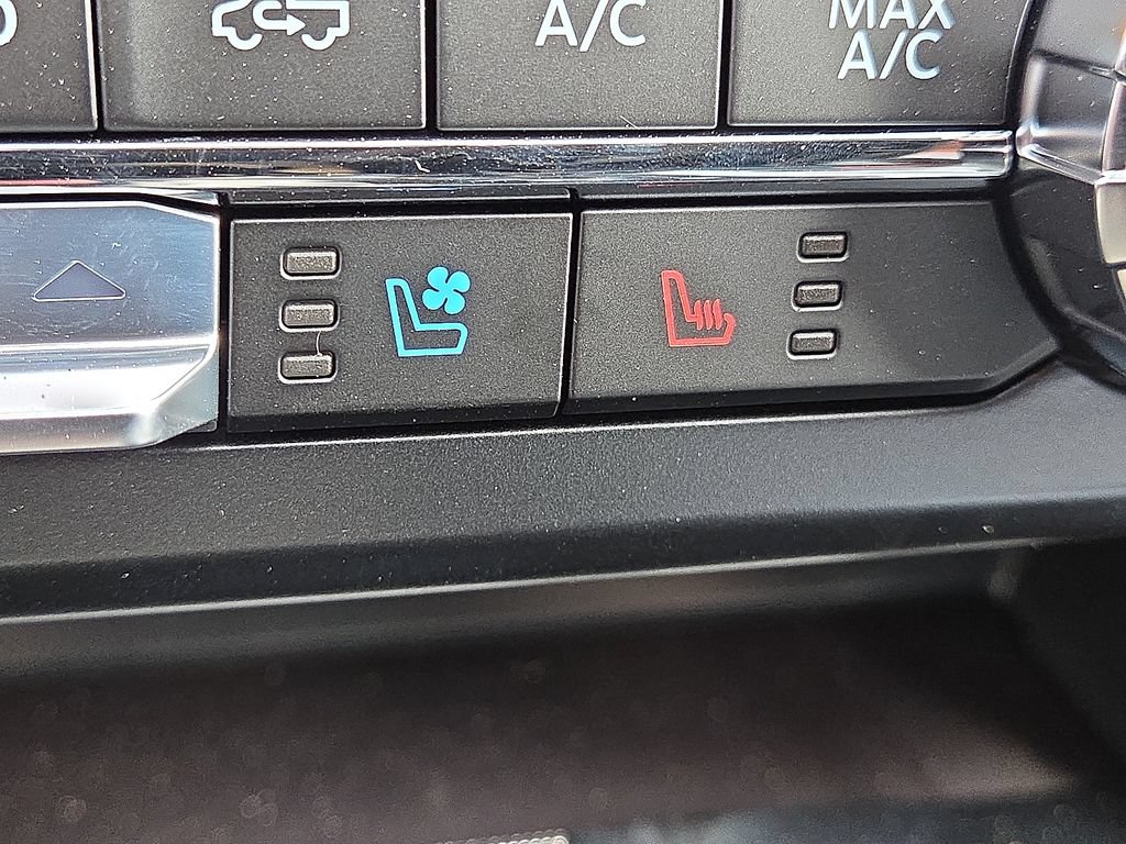 New 2026 Ford F250 Platinum AWD/4WD image 24