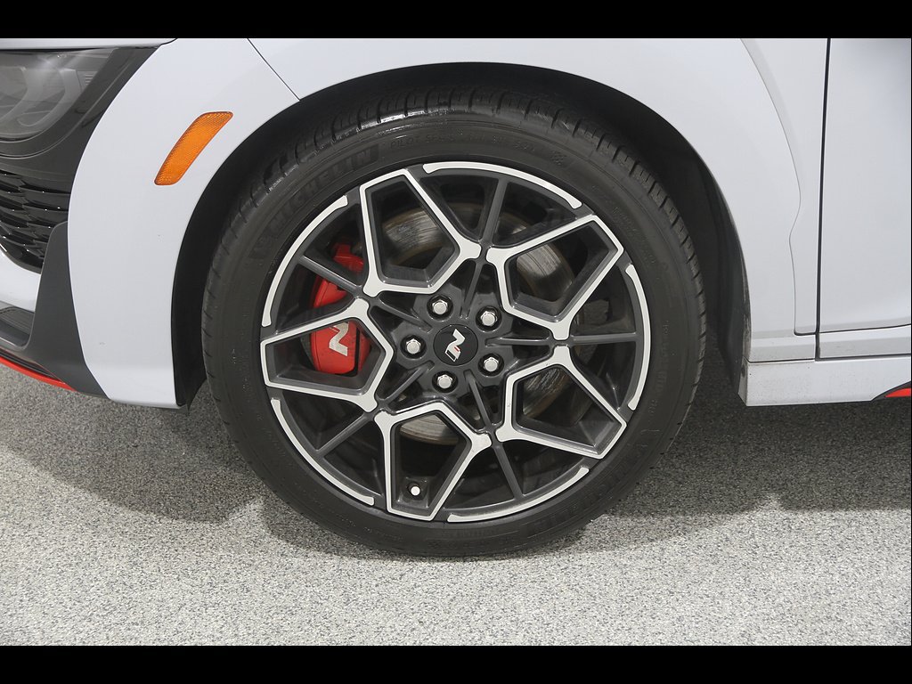 Certified 2022 Hyundai Kona N FWD image 23