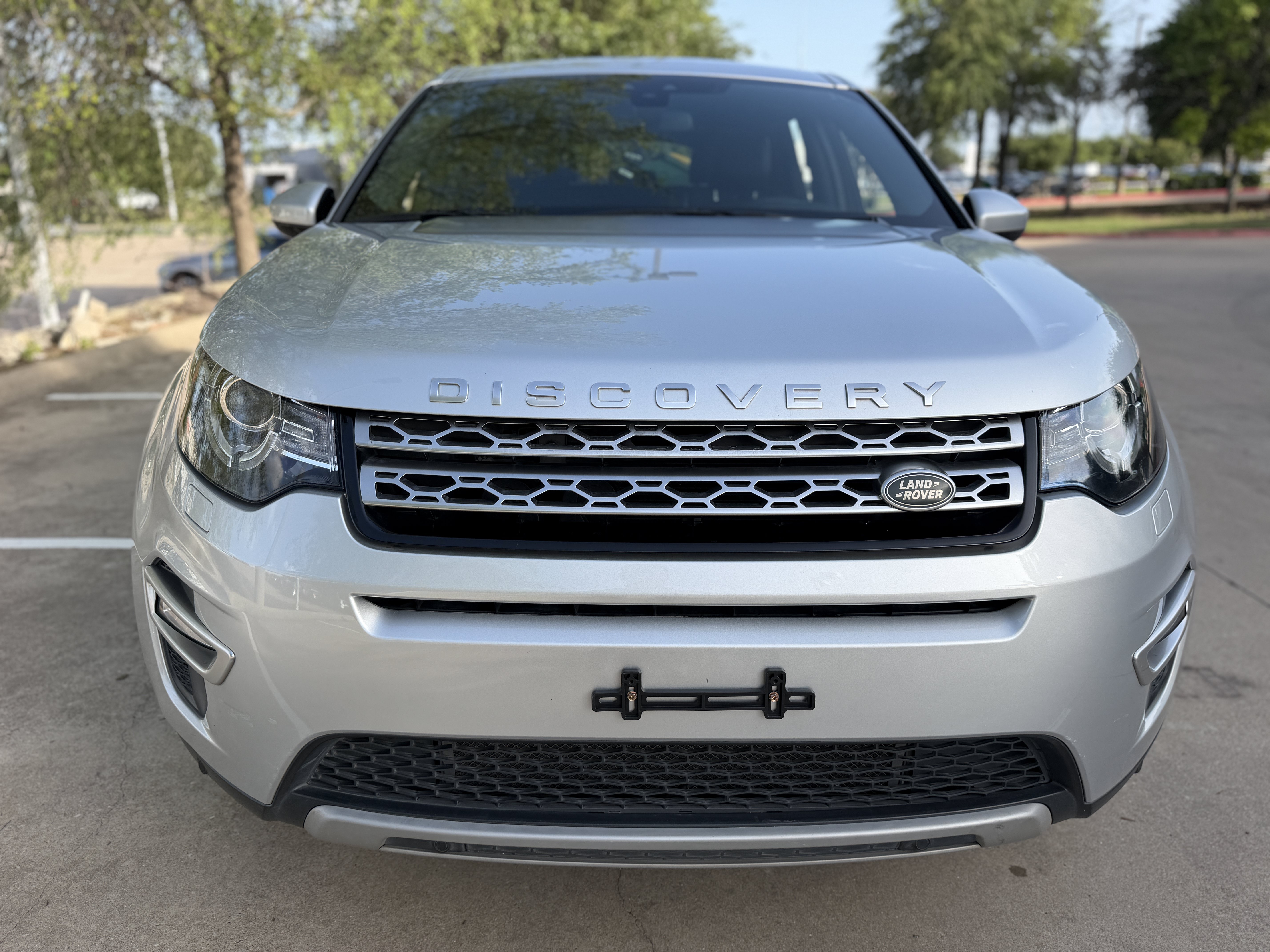 Used 2015 Land Rover Discovery Sport HSE Luxury AWD/4WD image 2