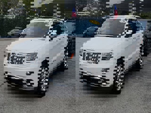 Used 2014 Jeep Grand Cherokee Summit w/ Trailer Tow Group IV image 3