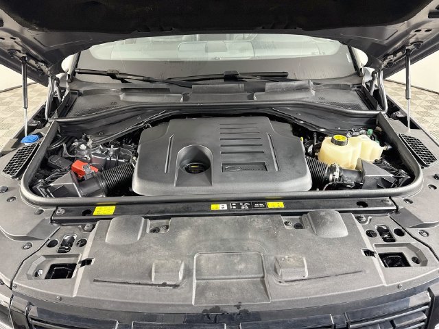 Used 2025 Land Rover Range Rover Sport SE AWD/4WD image 38