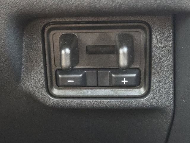 Used 2025 Ford Expedition Max King Ranch image 17