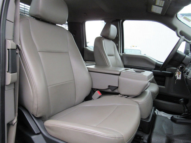 Used 2017 Ford F450 XL w/ Power Equipment Group image 14