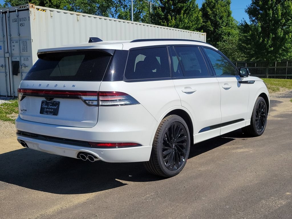 New 2026 Lincoln Aviator Reserve AWD/4WD image 4