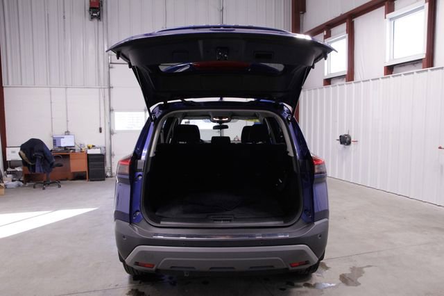 Used 2023 Nissan Rogue SV image 19